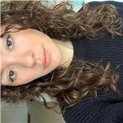 Etudiante dans le supérieur j'ai un niveau d'anglais courant B2 voir C1. Je suis disponible les weekend a tours et aux alentours